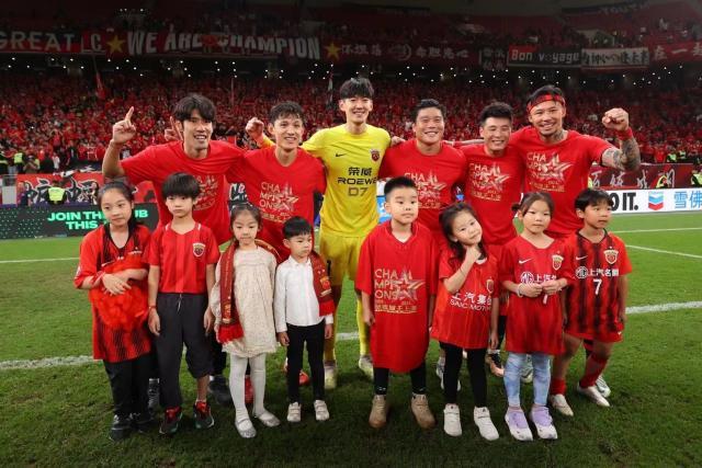 新加坡28预测-崇明6虎三张感慨：人生还有几回搏 最不容易的冠军